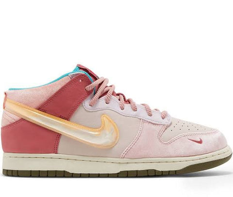 Nike Dunk Mid Free Lunch Strawberry